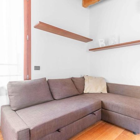 Mo37 Loreto- Duomo - Chic Apartment Милано Екстериор снимка