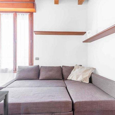 Mo37 Loreto- Duomo - Chic Apartment Милано Екстериор снимка