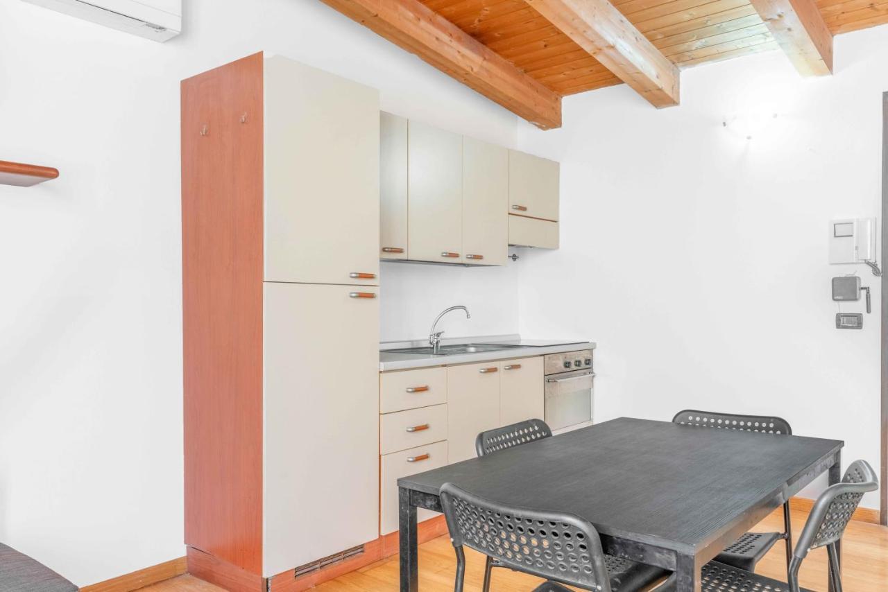Mo37 Loreto- Duomo - Chic Apartment Милано Екстериор снимка