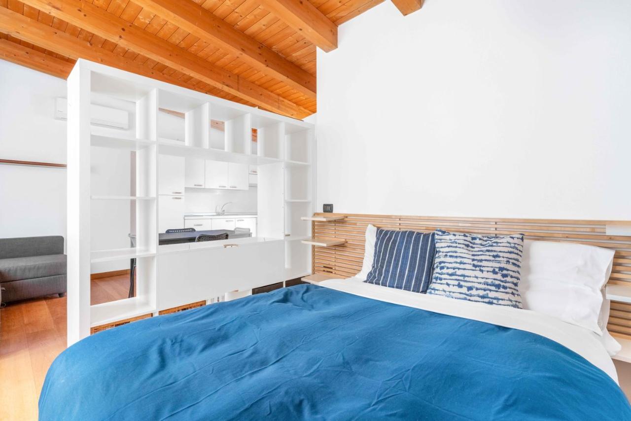 Mo37 Loreto- Duomo - Chic Apartment Милано Екстериор снимка